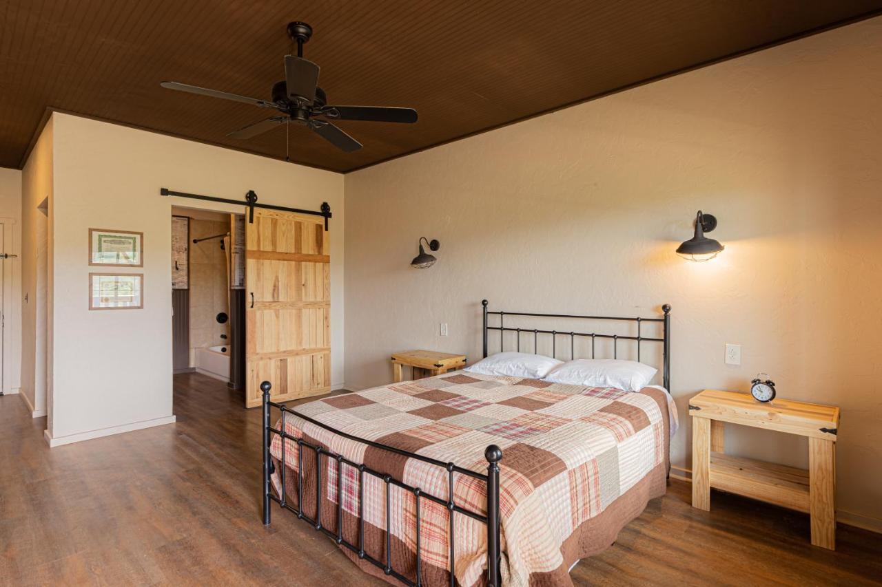 -Pet Friendly- Miners Cabin #6 - King Bed With Private Balcony Tombstone Exteriér fotografie