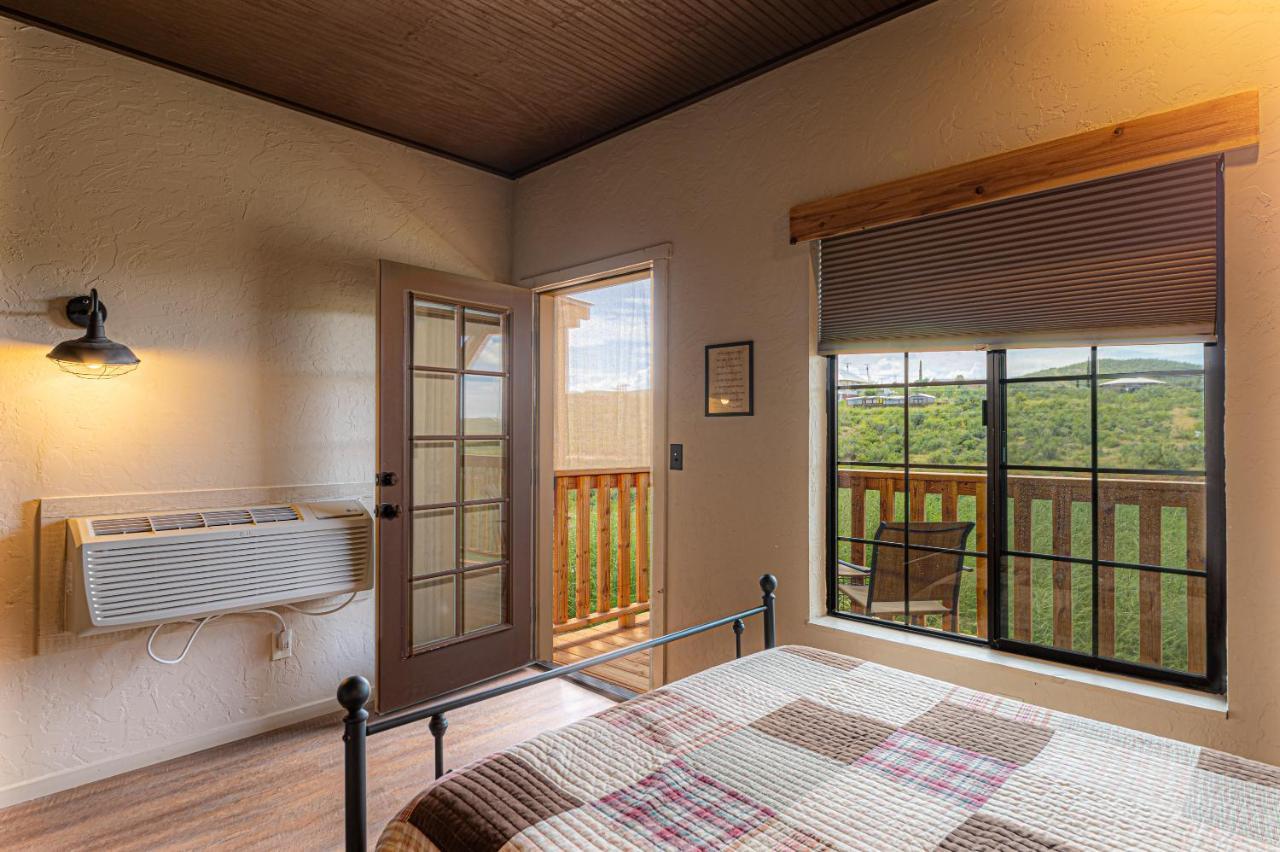 -Pet Friendly- Miners Cabin #6 - King Bed With Private Balcony Tombstone Exteriér fotografie